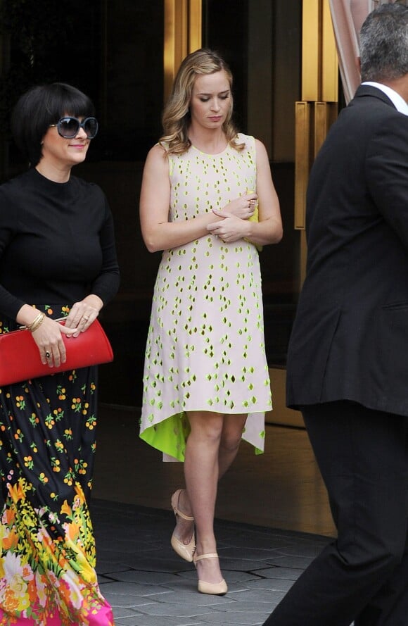 Emily Blunt (enceinte) au "Dior Luncheon" organisé à l'hôtel Sunset Towers d'Hollywood, le 8 janvier 2014.