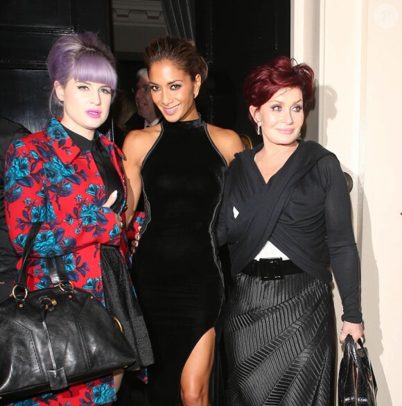 Kelly Osbourne, Nicole Scherzinger et Sharon Osbourne ont passé la soirée au Arts Club à Londres. Le 13 octobre 2013.