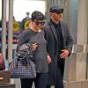 Ginnifer Goodwin (enceinte) et son fiancé Josh Dallas arrive à l'aéroport de Vancouver, le 5 janvier 2014.