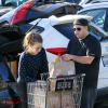 Exclusive - Jonah Hill et son amoureuse Isabelle McNally sont partis faire des courses à Los Angeles le 30 décembre 2013, ne cachant pas leur complicité