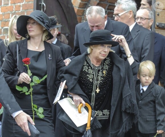 La comtesse Anne-Dorte de Rosenborg lors des obsèques de son mari le comte Christian le 29 mai 2013 à l'église de Lyngby, au nord de Copenhague.