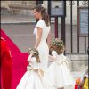 Pippa Middleton au mariage de William et Kate, le 29 avril 2011 à Westminster, dans une robe Alexander McQueen qui a fait jaser...