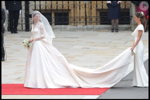Pippa Middleton au mariage de William et Kate, le 29 avril 2011 à Westminster, dans une robe Alexander McQueen qui a fait jaser...