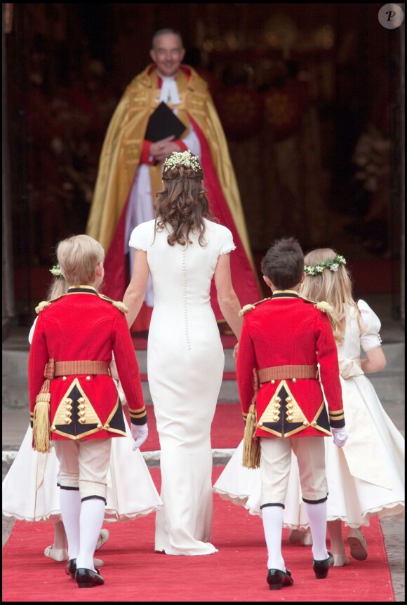 Pippa Middleton au mariage de William et Kate, le 29 avril 2011 à Westminster, dans une robe Alexander McQueen qui a fait jaser...
