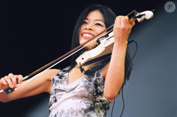 Vanessa-Mae lors du concert Pavarotti Picnic in the Park à Hyde Park, le 14 juillet 2001 à Londres