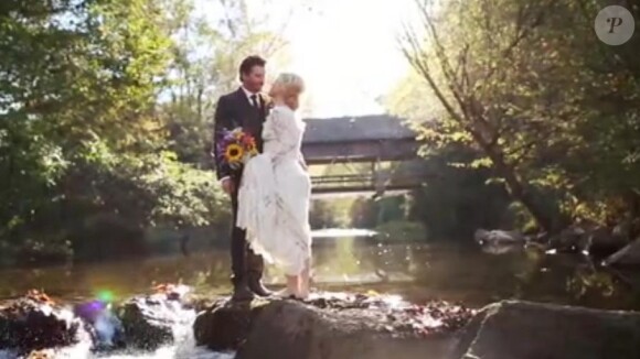 Kelly Clarkson lors de son mariage avec Brandon Blackstock, le 20 octobre 2013 à Nashville.