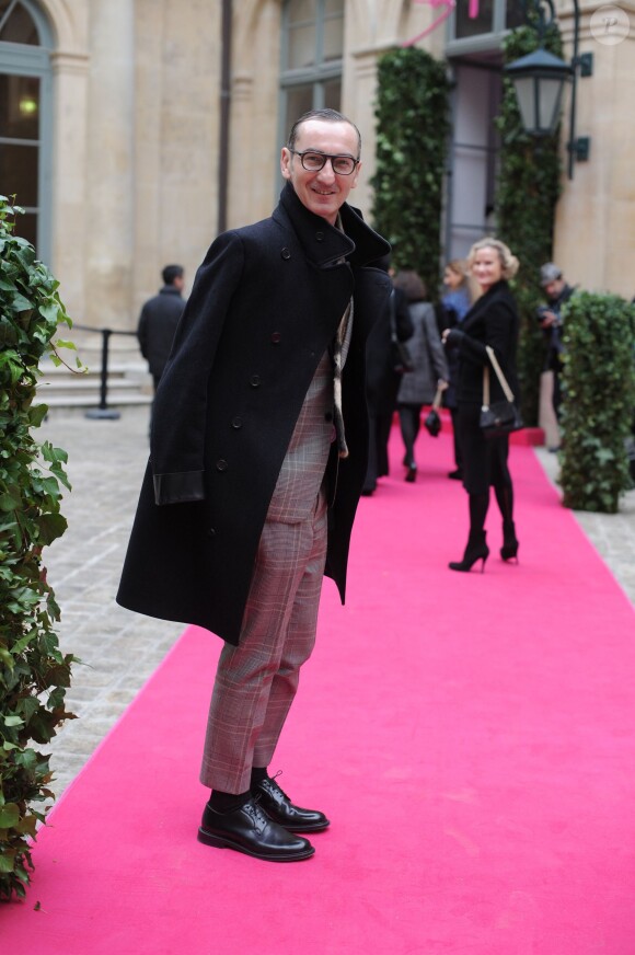 Le chausseur Bruno Frisoni au défilé Schiaparelli Haute couture printemps-été 2014 à Paris, le 20 janvier 2014.