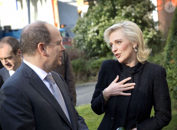 Astrid de Belgique cédait au prince Albert II de Monaco, le 24 janvier 2014 à Bruxelles, la présidence d'honneur de la fondation de l'EORTC (European Organisation for Research and Treatment of Cancer).