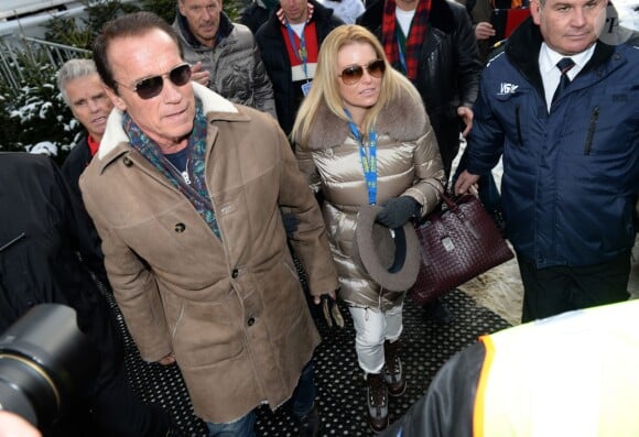 Arnold Schwarzenegger et sa nouvelle compagne Heather Milligan à Kitzbuehel en Autriche, le 25 janvier 2014.l