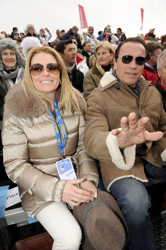 Arnold Schwarzenegger s'affiche avec sa nouvelle compagne Heather Milligan à Kitzbühel en Autriche, le 25 janvier 2014.