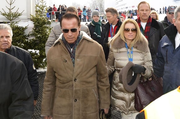 Arnold Schwarzenegger avec sa nouvelle compagne Heather Milligan à Kitzbühel en Autriche, le 25 janvier 2014.