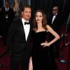 Brad Pitt et Angelina Jolie lors de la cérémonie des Oscars le 26 février 2012