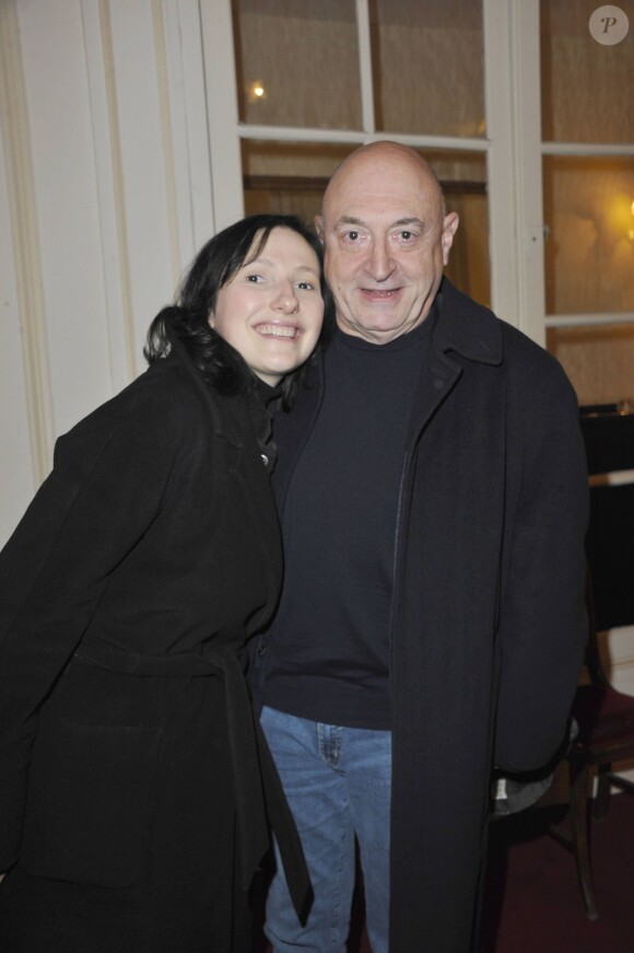 Guy Montagné et sa femme Sylvie - Présentation de la deuxième partie de la saison 2011-2012 au théâtre de Paris, le 17 janvier 2012.