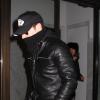 Justin Theroux sort de sa visite à l'ex-compagne de Philip Seymour Hoffman, Mimi O'Donnell, à New York le 4 février 2014.