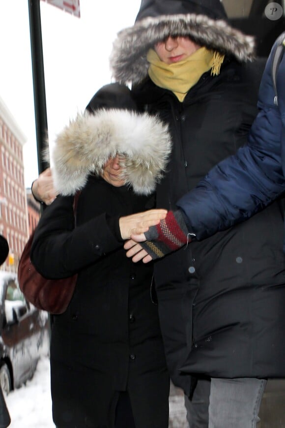 Mimi O'Donnell, veuve de Philip Seymour Hoffman, à la sortie de son appartement de Manhattan le 5 février 2014