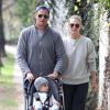 Molly Sims, son mari Scott Stuber et leur fils Brooks à Beverly Hills, Los Angeles, le 26 janvier 2014.