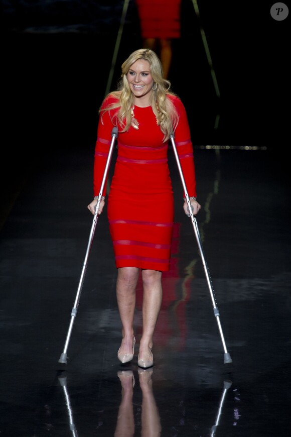 Lindsey Vonn défile lors de la soirée "Go Red For Women", dans le cadre de la fashion week à New York, le 6 février 2014.