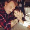Moment de tendresse entre Johnny Hallyday et sa fille Joy à Los Angeles, le 8 février 2014.
