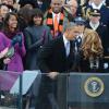 Barack Obama et Beyoncé se saluent lors de l'investiture du président américain le 21 janvier 2013