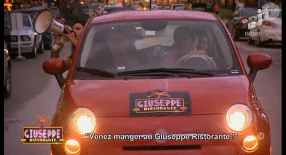 Giusppe et sa famille font de la publicité pour leur restaurant dans "Giuseppe Ristorante, une affaire de famille". Le 10 février 2014.
