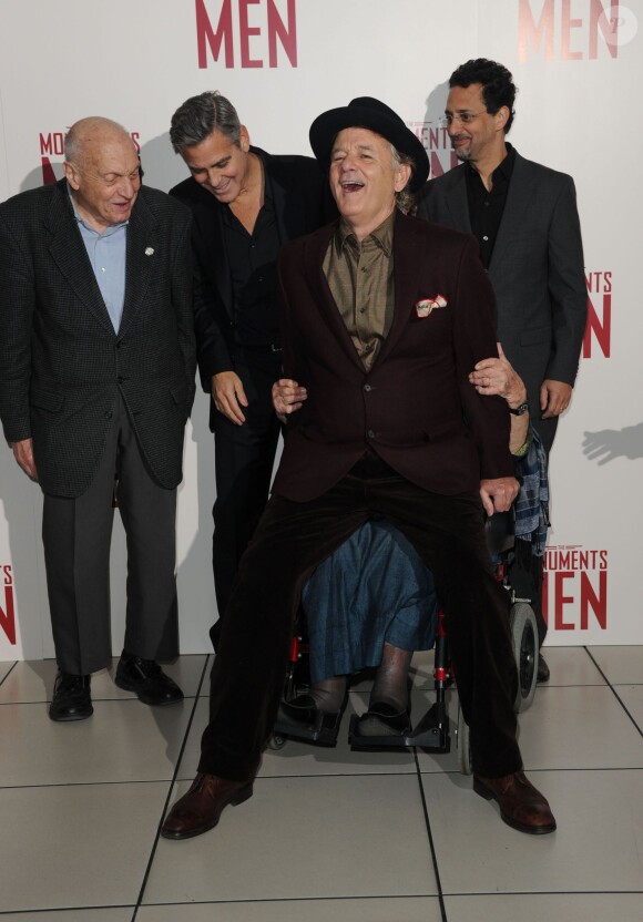 Bill Murray, Harry Ettlinger, George Clooney, Anne Olivier Bell et Grant Heslov lors du photocall du film Monuments Men à Londres, le 11 février 2014.