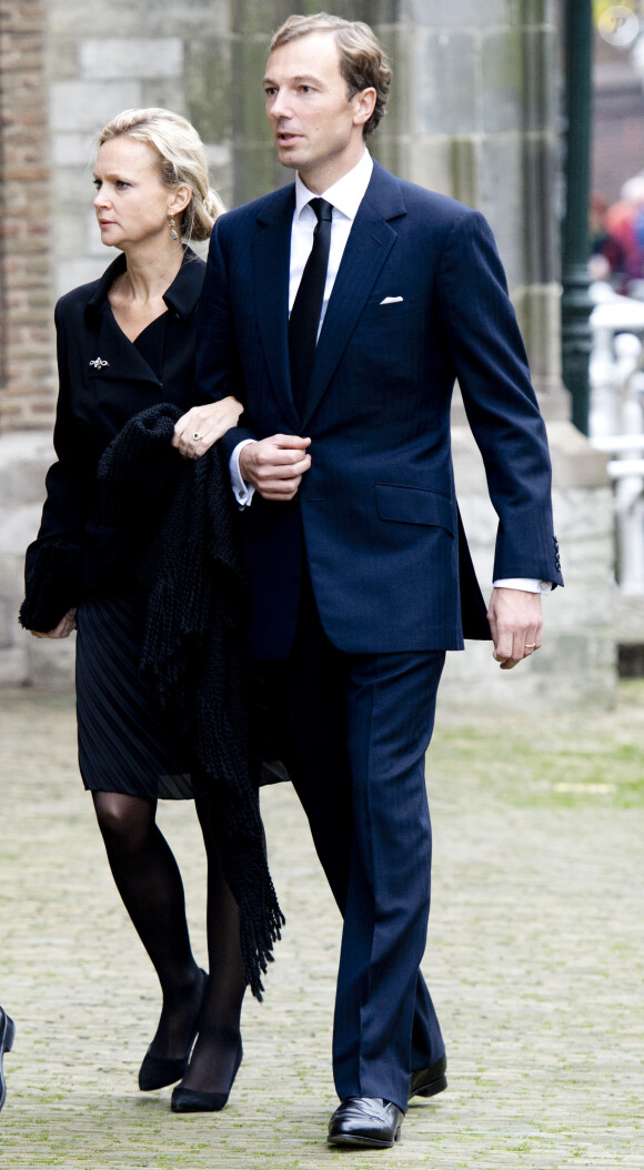 La princesse Carolina de Bourbon-Parme et son mari Albert Brenninkmeijer à l'église de Delft pour l'hommage funèbre au prince Friso d'Orange-Nassau, le 2 novembre 2013.
