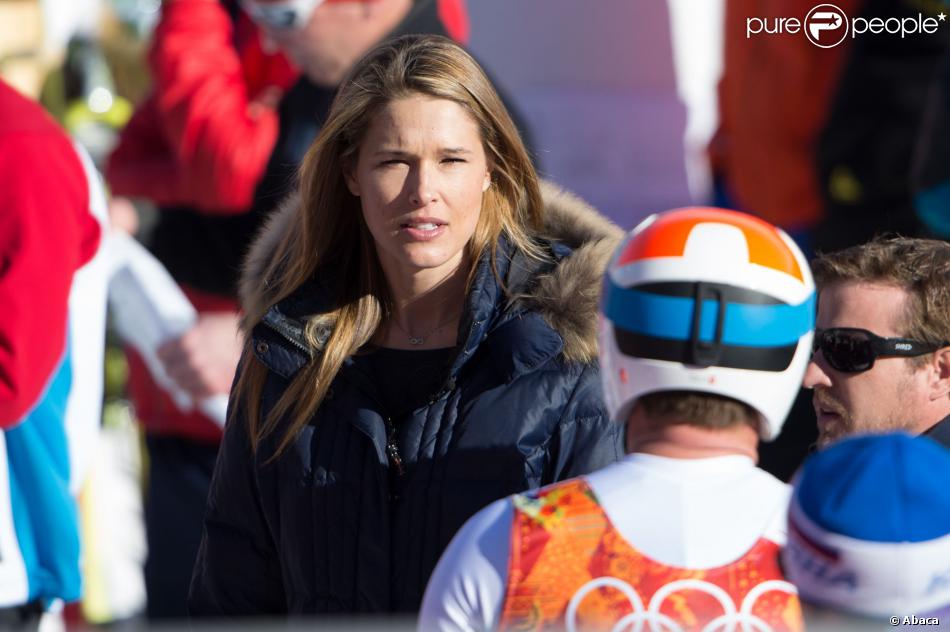 Bode Miller et sa belle Morgan Beck après l&#039;épreuve du Super Combiné aux Jeux olympiques de Sochi au Rosa Khutor Alpine Center de Sotchi, le 13 février 2014