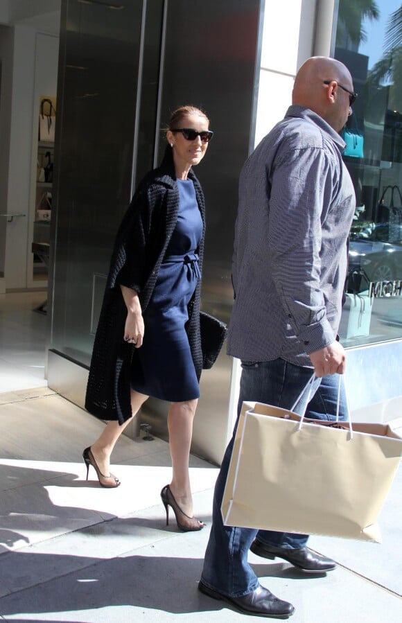 La chanteuse Céline Dion fait du shopping chez Michael Kors à Beverly Hills (Los Angeles), le 13 février 2014.