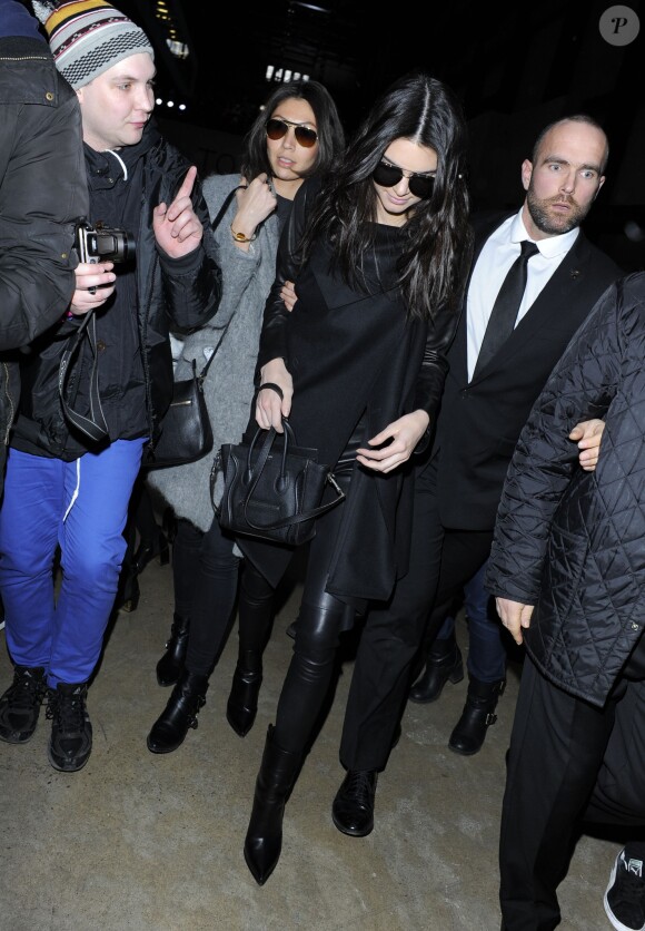 Kendall Jenner arrive au défilé Topshop Unique à Londres le 16 février 2014
