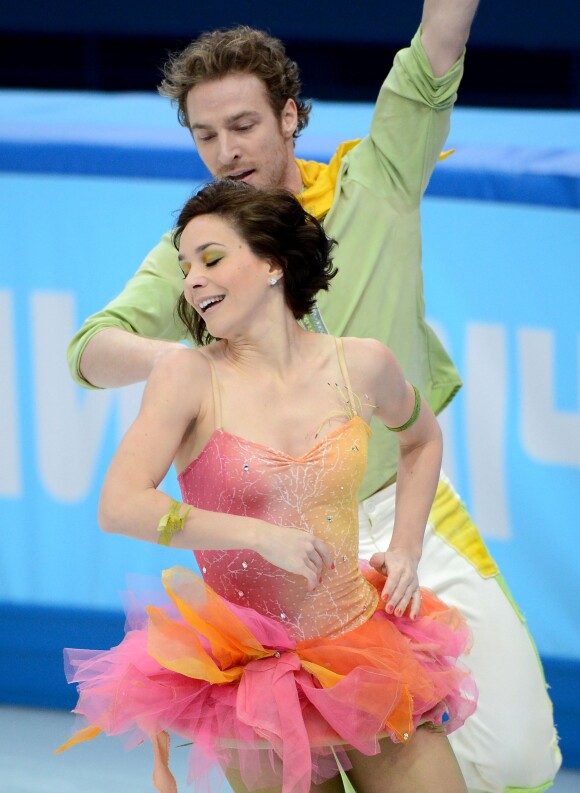 Nathalie Péchalat et Fabian Bourzat à l'issue de leur progamme libre de danse en patinage artistique, le 17 février 2014 lors des Jeux olympiques de Sotchi à la Adler Arena de Sotchi