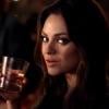 Mila Kunis traverse l'histoire dans la nouvelle campagne publicitaire pour la marque de whisky Jim Beam, le 20 février 2014.