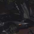 L'état de la Ford GT que conduisait Sami Hayek, après l'accident qui a coûté la vie au passager du frère de Salma Hayek.