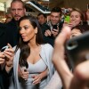 Kim Kardashian fait une apparition au centre commercial Lugner City pour un bain de foule, quelques autographes et photos. Vienne, le 27 février 2014.