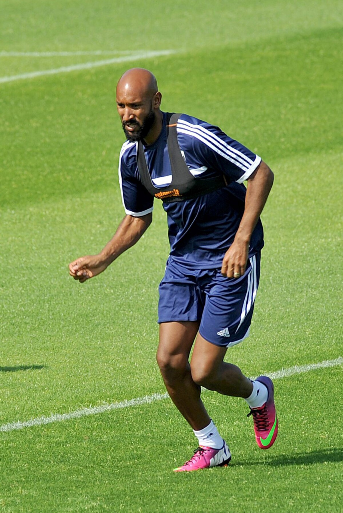 photo-nicolas-anelka-l-entra-nement-walsall-le-29-ao-t-2013