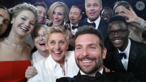 Le selfie de stars par Ellen DeGeneres pendant la 36e cérémonie des Oscars.