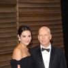 Bruce Willis et sa femme Emma Heming, enceinte, à la soirée Vanity Fair suivant les Oscars à Los Angeles, le 2 mars 2014.