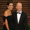 L'acteur Bruce Willis et sa femme Emma Heming, enceinte, à la soirée Vanity Fair suivant les Oscars à Los Angeles, le 2 mars 2014.