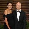 Bruce Willis et sa femme Emma Heming, enceinte, à la soirée Vanity Fair suivant les Oscars à Los Angeles, le 2 mars 2014.