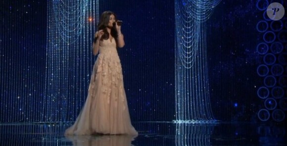 Idina Menzel joue Let It Go aux Oscars 2014.