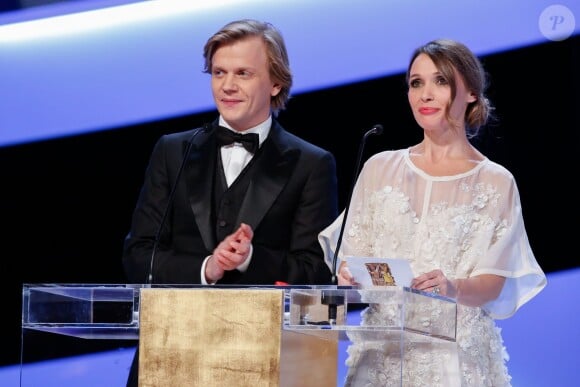 Alex Lutz et Anne Marivin sur la scène des César le 28 février 2014