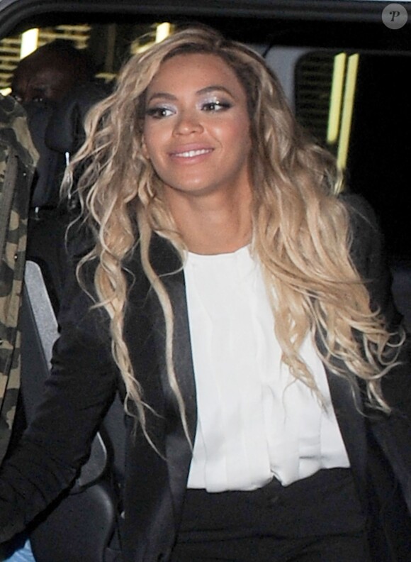 Jay-Z et Beyoncé quittent le Arts Club à Londres le 5 mars 2014.