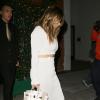 Kim Kardashian et son fiancé Kanye West sortent du restaurant "Mr Chow" a Beverly Hills, le 12 janvier 2014.