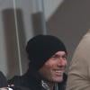 Zinédine Zidane assiste au match d'Enzo Zidane, lors du quart de finale de la Youth League entre le Real Madrid et le PSG au stade Charléty à Paris le 11 mars 2014