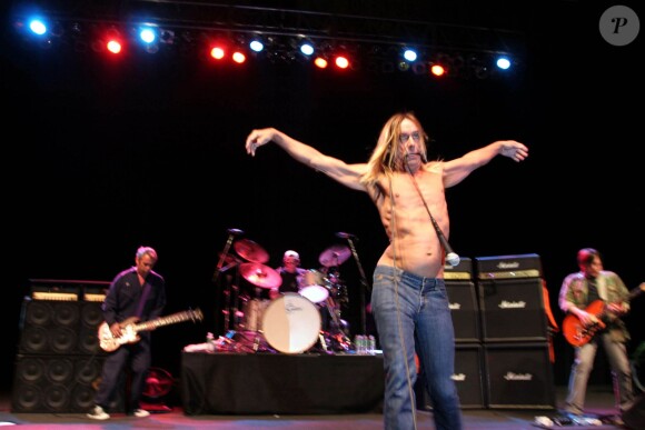 Iggy Pop et Scott Asheton en concert avec leur groupe les Stooges à New York, le 9 avril 2007.