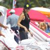 Tish Cyrus, la mère de Miley, profite du soleil en famille sur une plage à Miami, le 21 mars 2014.