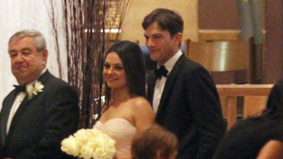 Mila Kunis enceinte : Ashton Kutcher et sa fiancée attendent leur premier enfant