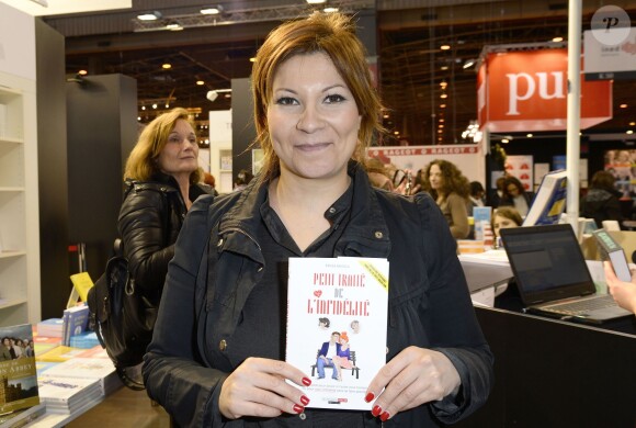 Kenza Braiga - 34e édition du Salon du livre à Paris, Porte de Versailles, le 23 mars 2014.