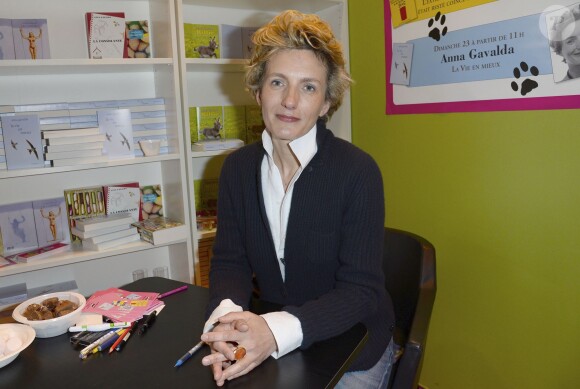 Anna Gavalda - 34e édition du Salon du livre à Paris, Porte de Versailles, le 23 mars 2014.