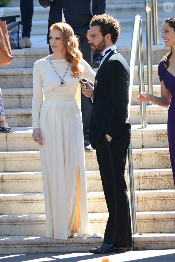 Jessica Chastain et son compagnon Gian Luca Passi à Antibes durant le Festival de Cannes le 21 mai 2013