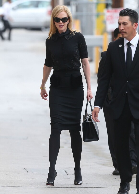 Nicole Kidman arrive sur le plateau de l'émission "Jimmy Kimmel Live!" à Hollywood, le 25 mars 2014, après s'être rendue aux obsèques de L'Wren Scott.